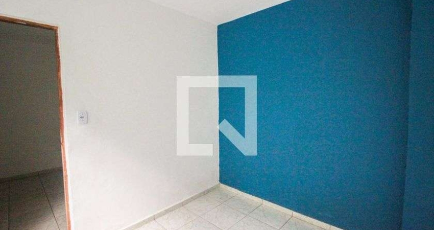 Casa para Aluguel - Vila Jacuí, 1 Quarto,  33 m² - São Paulo