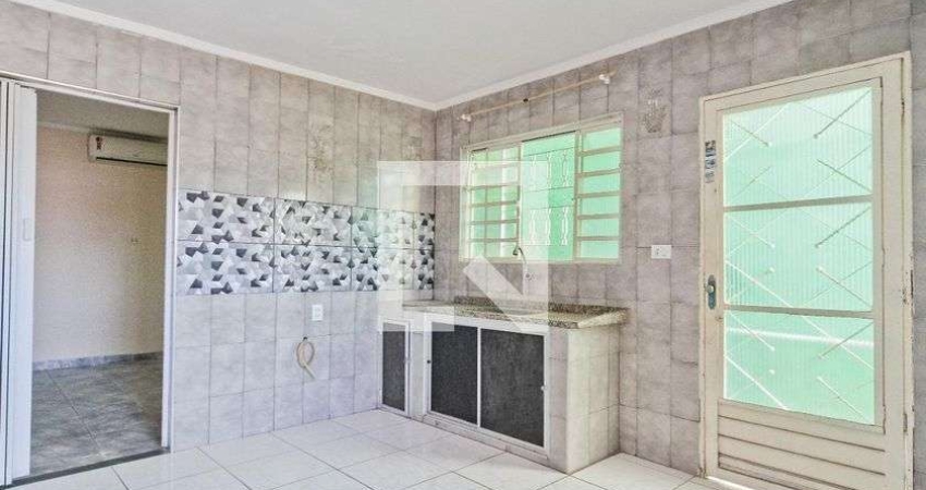 Casa / Sobrado em Condomínio para Aluguel - Parque Panamericano, 1 Quarto,  40 m² - São Paulo