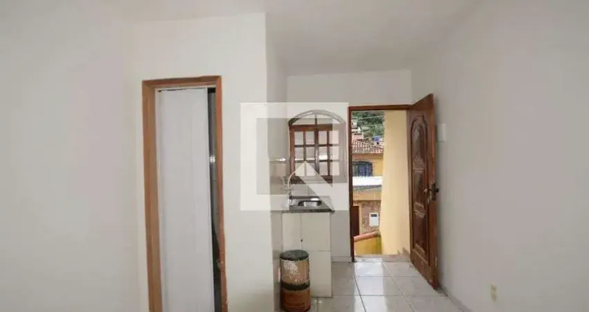 Kitnet / Stúdio para Aluguel - Vila Valqueire, 1 Quarto,  12 m² - Rio de Janeiro