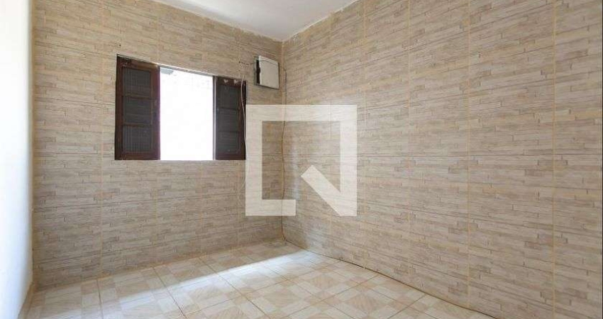 Casa para Aluguel - Jardim Sao Sebastiao, 1 Quarto,  30 m² - São Paulo