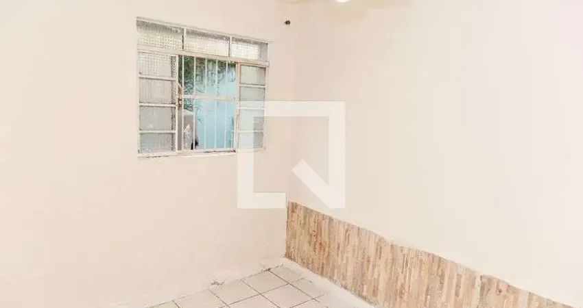Casa para Aluguel - Picanço, 1 Quarto,  26 m² - Guarulhos