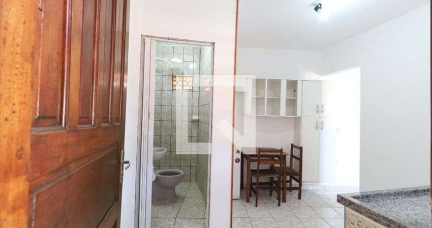 Casa para Aluguel - Vila Constança , 1 Quarto,  23 m² - São Paulo