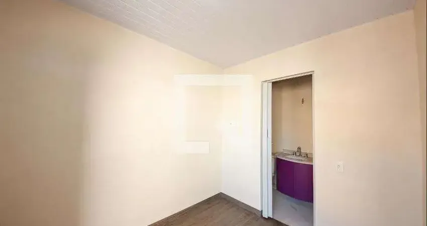 Casa para Aluguel - Sapopemba, 1 Quarto,  25 m² - São Paulo