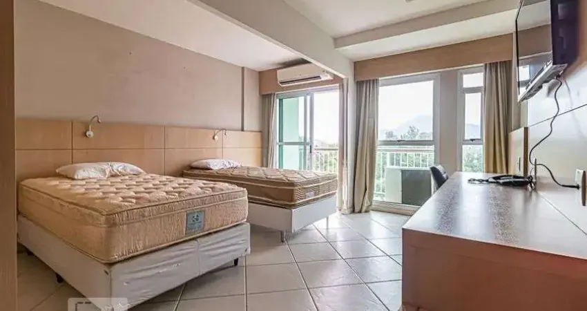 Apartamento para Aluguel - Jacarepaguá, 1 Quarto,  37 m² - Rio de Janeiro