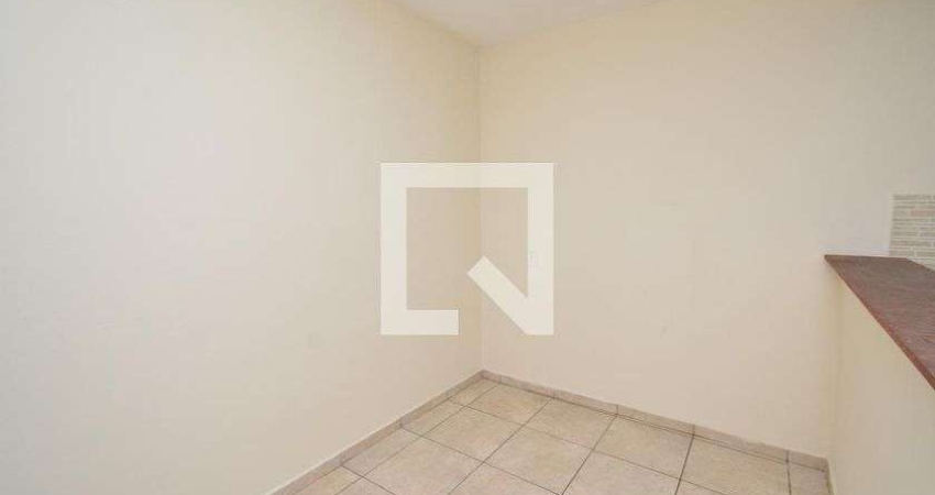 Casa para Aluguel - Jardim Palmira, 1 Quarto,  40 m² - Guarulhos