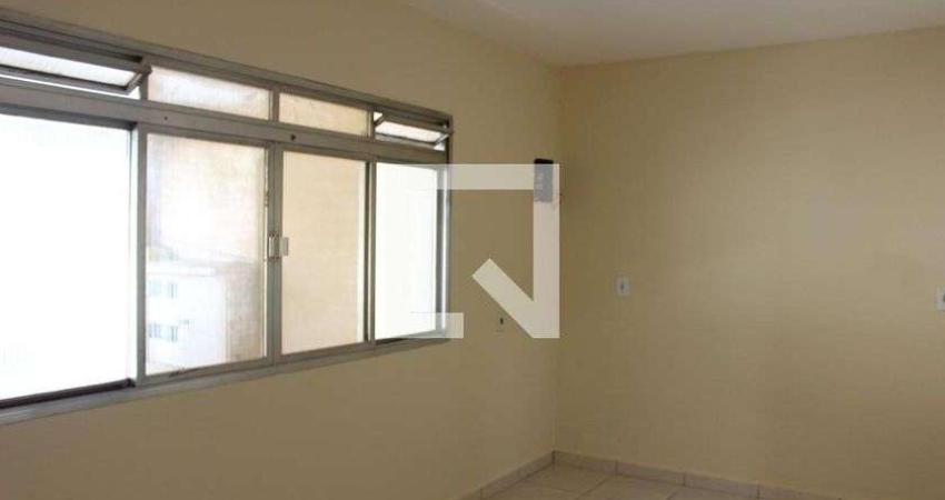 Casa para Aluguel - Jardim Palmira, 1 Quarto,  40 m² - Guarulhos