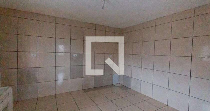 Casa para Aluguel - Parque João Ramalho, 1 Quarto,  31 m² - Santo André