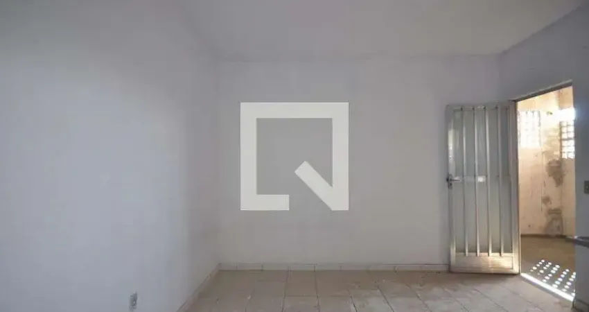 Kitnet / Stúdio para Aluguel - Bento Ribeiro, 1 Quarto,  15 m² - Rio de Janeiro