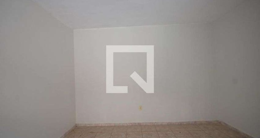 Kitnet / Stúdio para Aluguel - Bento Ribeiro, 1 Quarto,  15 m² - Rio de Janeiro