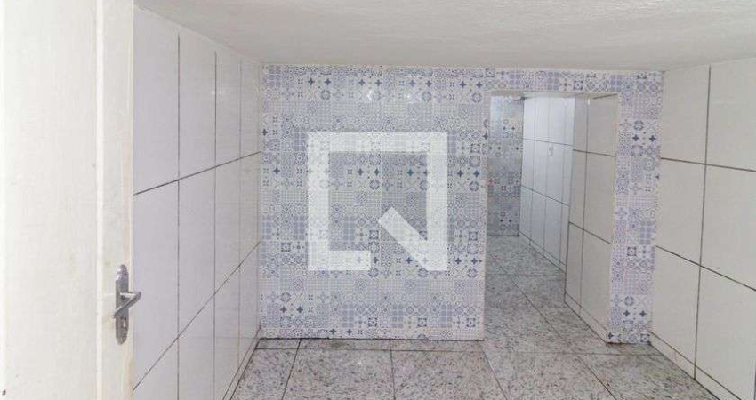 Casa para Aluguel - Jardim Éster Yolanda, 1 Quarto,  50 m² - São Paulo