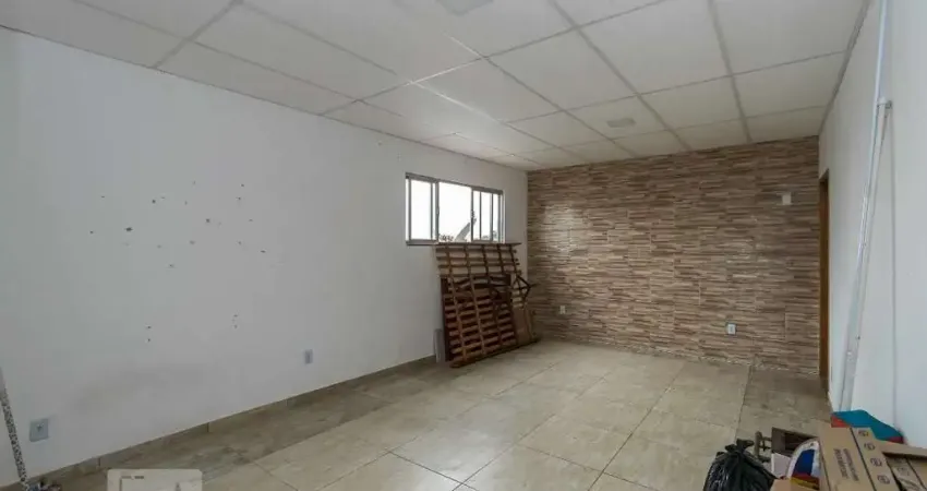 Casa para Aluguel - Irajá, 2 Quartos,  80 m² - Rio de Janeiro