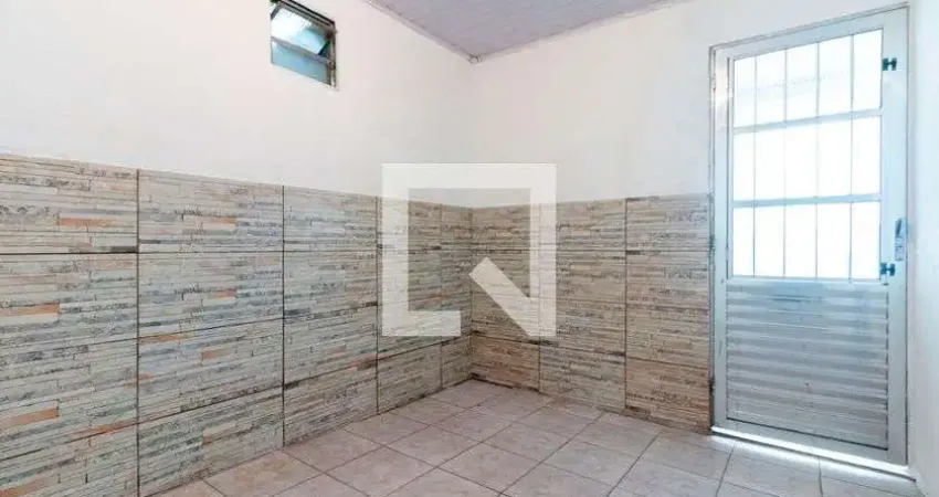 Casa para Aluguel - Itaquera, 2 Quartos,  45 m² - São Paulo