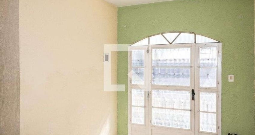 Casa para Aluguel - Campo Grande, 1 Quarto,  43 m² - Rio de Janeiro