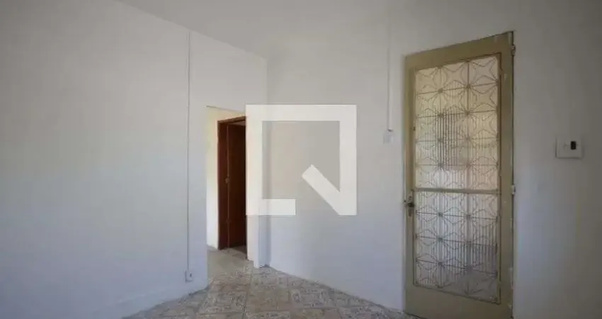 Casa para Aluguel - Cascadura, 2 Quartos,  65 m² - Rio de Janeiro