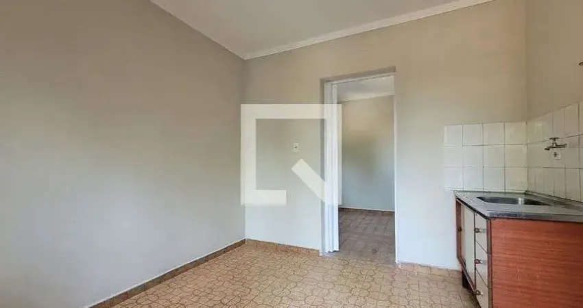 Casa para Aluguel - Jardim Alzira Franco, 1 Quarto,  37 m² - Santo André