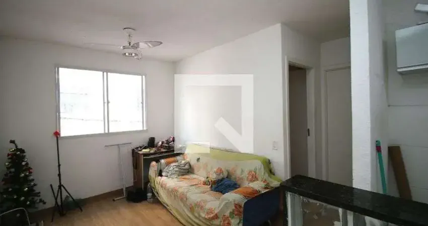 Apartamento para Aluguel - Brás de Pina, 2 Quartos,  42 m² - Rio de Janeiro