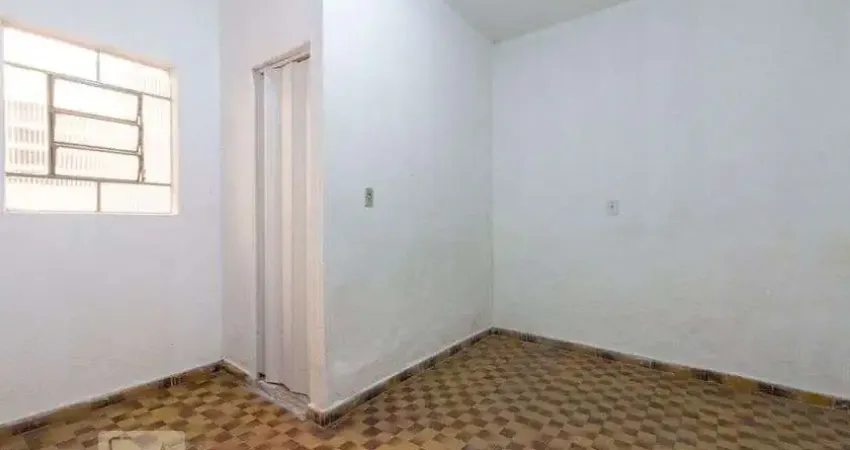 Casa para Aluguel - Itaquera, 2 Quartos,  60 m² - São Paulo