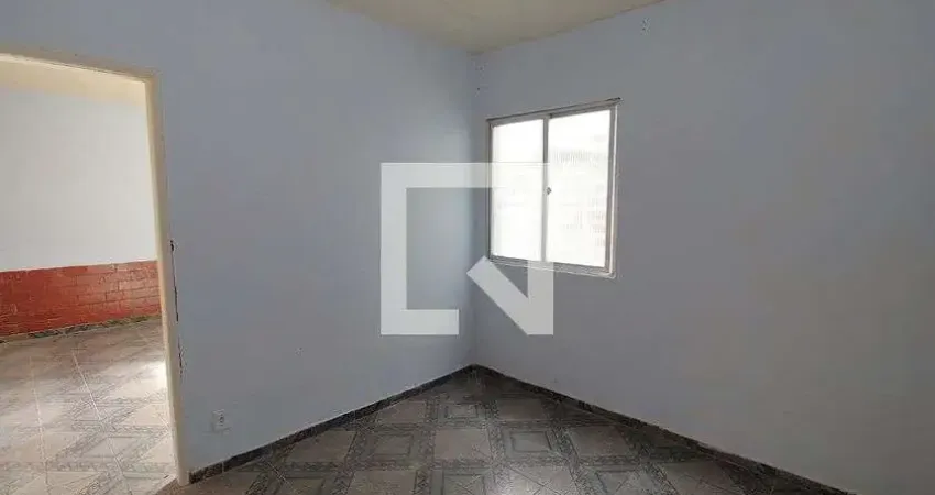 Casa para Aluguel - Piedade, 1 Quarto,  40 m² - Rio de Janeiro