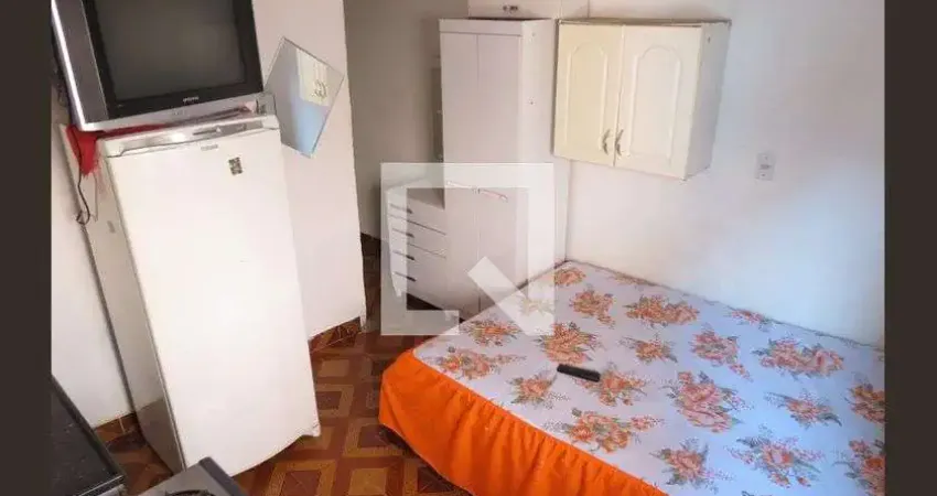 Casa para Aluguel - Vila Zat, 1 Quarto,  25 m² - São Paulo