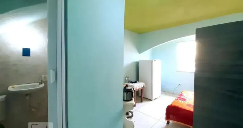 Kitnet / Stúdio para Aluguel - Cascadura, 1 Quarto,  23 m² - Rio de Janeiro