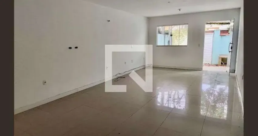 Casa para Aluguel - Vargem Grande, 3 Quartos,  11 m² - Rio de Janeiro