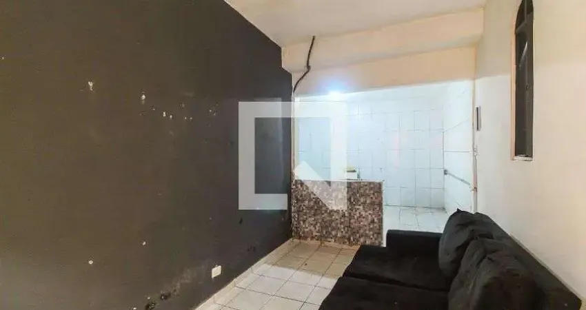 Casa para Aluguel - Itaquera, 1 Quarto,  46 m² - São Paulo