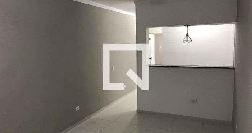Casa para Aluguel - Pestana, 1 Quarto,  34 m² - Osasco