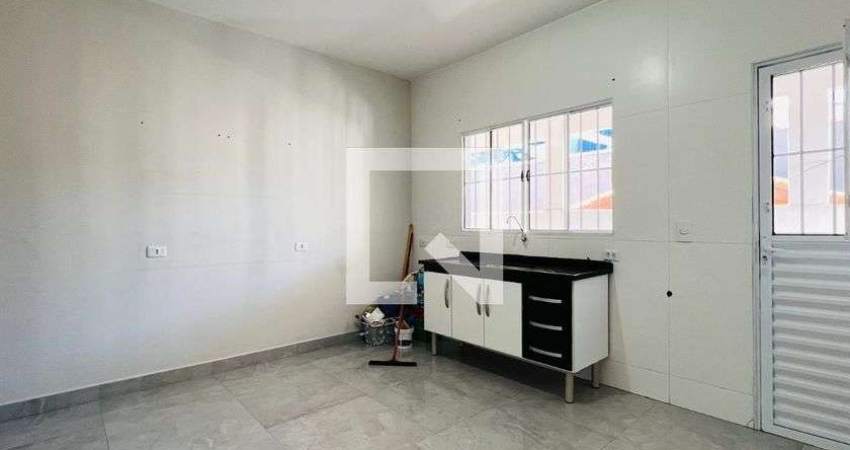 Casa para Aluguel - Parque Continental II, 1 Quarto,  50 m² - Guarulhos