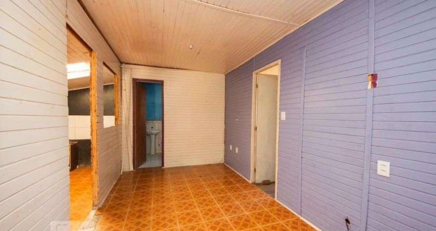 Casa para Aluguel - Vila Operária, 1 Quarto,  50 m² - Porto Alegre