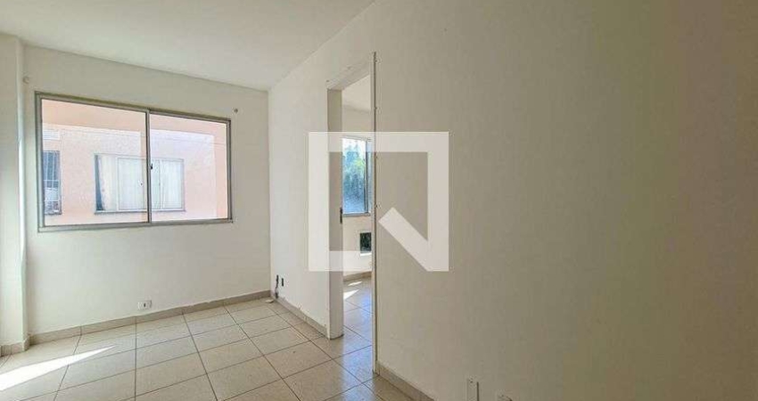 Apartamento para Aluguel - Quintino Bocaiúva, 2 Quartos,  45 m² - Rio de Janeiro