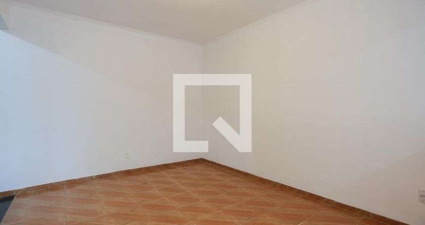 Casa para Aluguel - Vila Amália, 2 Quartos,  50 m² - São Paulo