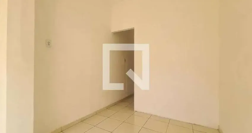 Casa para Aluguel - Pilares, 2 Quartos,  60 m² - Rio de Janeiro