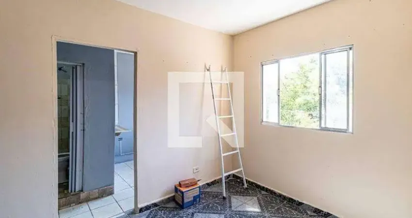 Casa para Aluguel - Jardim das Esmeraldas, 2 Quartos,  55 m² - São Paulo