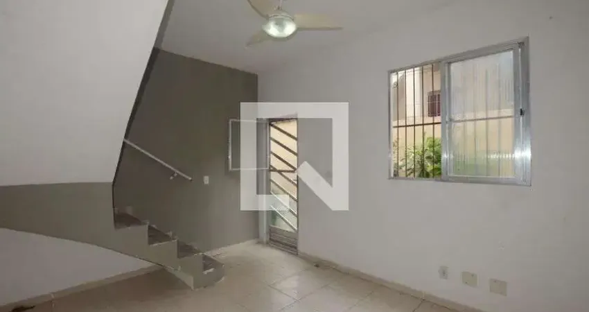 Casa para Aluguel - Cascadura, 3 Quartos,  48 m² - Rio de Janeiro