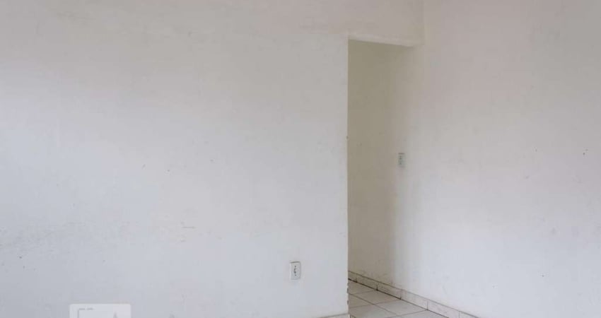 Casa para Aluguel - Campo Grande, 2 Quartos,  52 m² - Rio de Janeiro