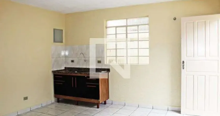 Casa para Aluguel - Itaquera, 1 Quarto,  45 m² - São Paulo