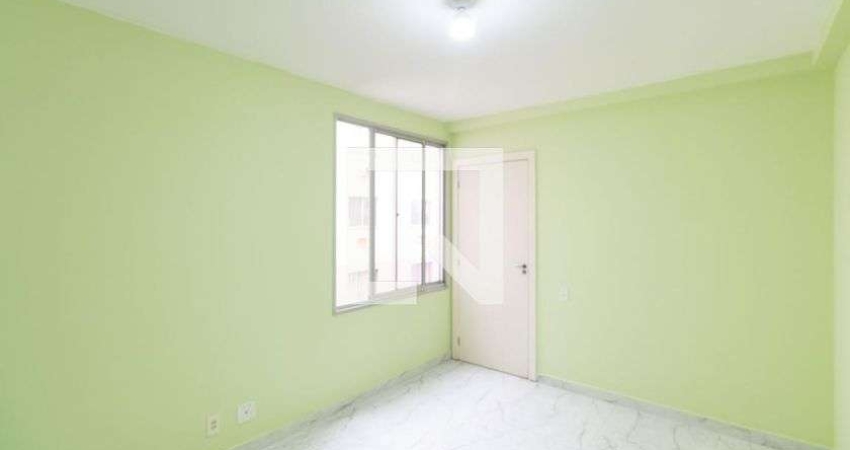 Apartamento para Aluguel - Cosmos, 2 Quartos,  43 m² - Rio de Janeiro