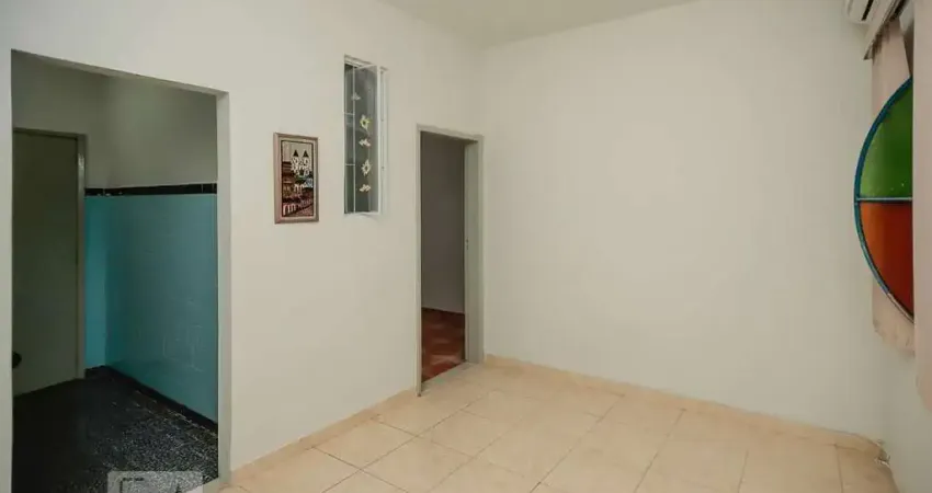 Casa para Aluguel - Piedade, 1 Quarto,  45 m² - Rio de Janeiro