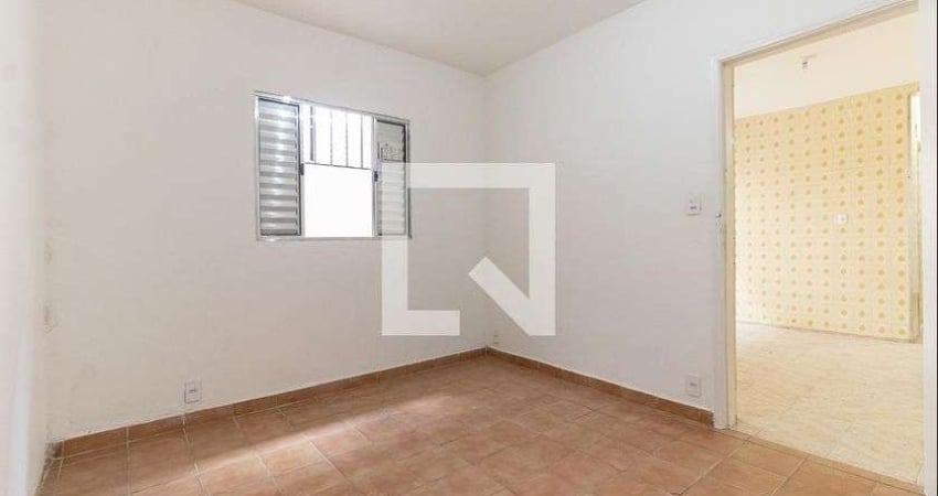 Casa para Aluguel - Jardim Santa Emília, 2 Quartos,  60 m² - São Paulo