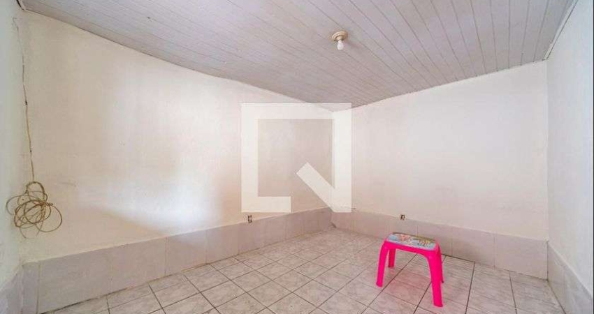 Casa para Aluguel - Vila Palmares, 1 Quarto,  60 m² - Santo André