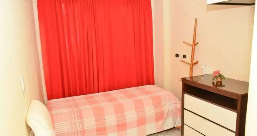 Casa para Aluguel - Jardim Guanabara, 1 Quarto,  30 m² - Rio de Janeiro
