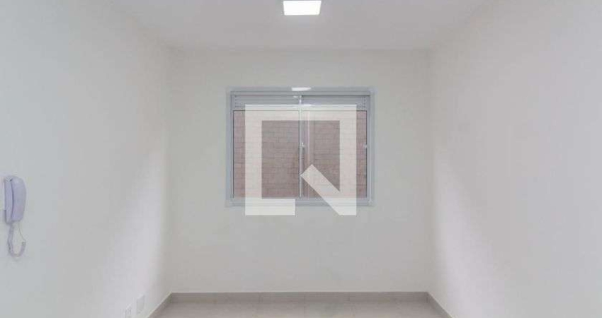 Apartamento para Aluguel - Parque Santa Rita, 2 Quartos,  32 m² - São Paulo