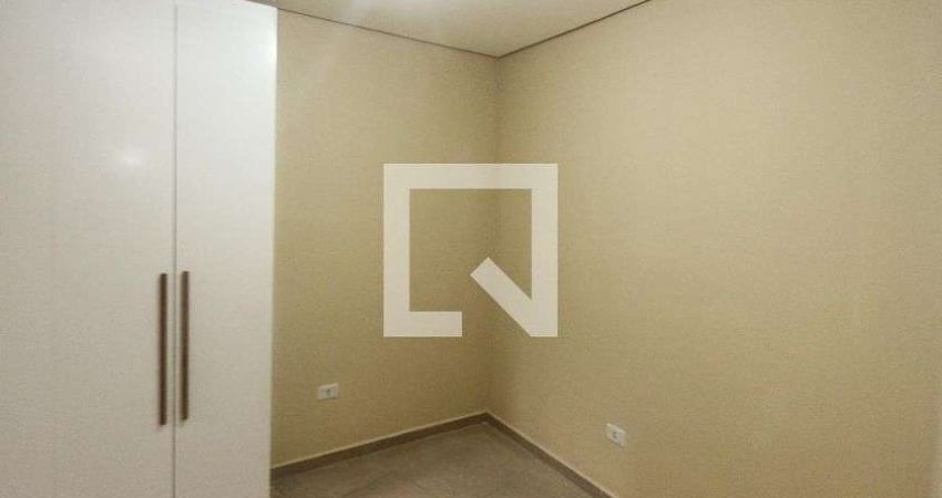 Casa / Sobrado em Condomínio para Aluguel - Jardim Santa Teresinha, 1 Quarto,  28 m² - São Paulo