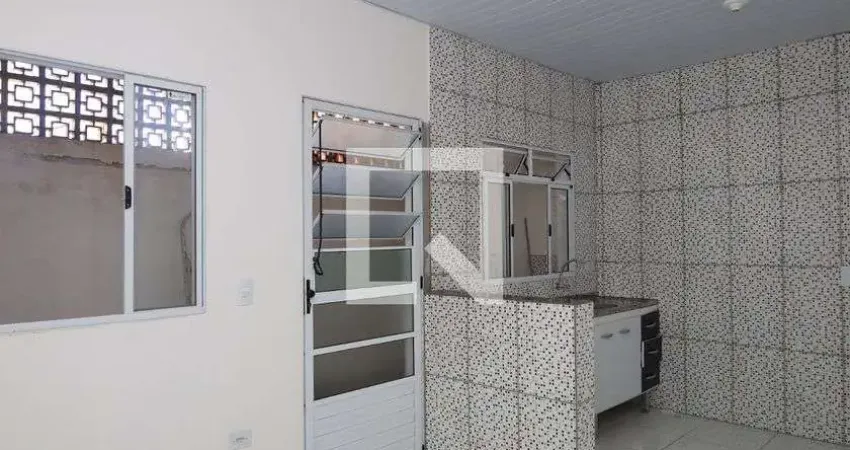 Casa / Sobrado em Condomínio para Aluguel - Itaquera, 1 Quarto,  40 m² - São Paulo