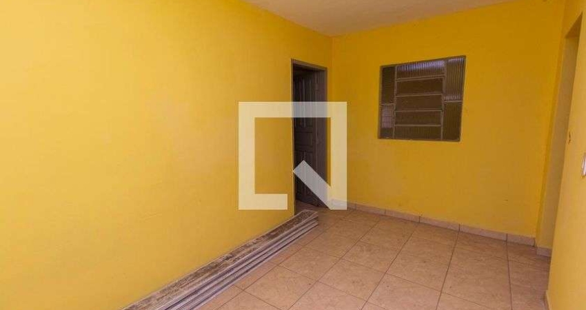 Casa para Aluguel - Ermelino Matarazzo, 1 Quarto,  38 m² - São Paulo