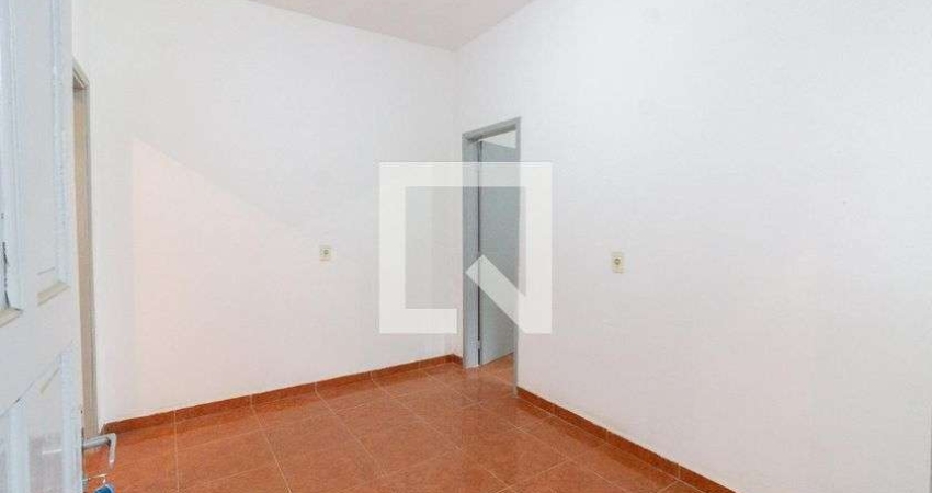 Casa para Aluguel - Jardim Guarau, 1 Quarto,  30 m² - São Paulo