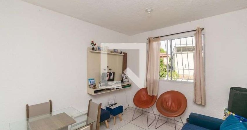 Apartamento para Aluguel - Brás de Pina, 2 Quartos,  40 m² - Rio de Janeiro