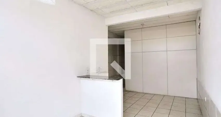 Casa para Aluguel - Pompéia, 2 Quartos,  70 m² - Belo Horizonte
