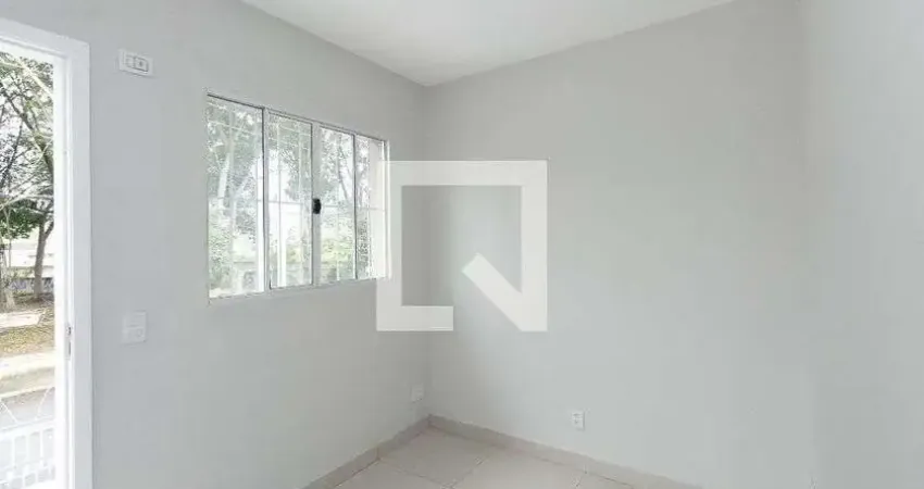 Casa para Aluguel - Jardim Brasil , 2 Quartos,  40 m² - São Paulo