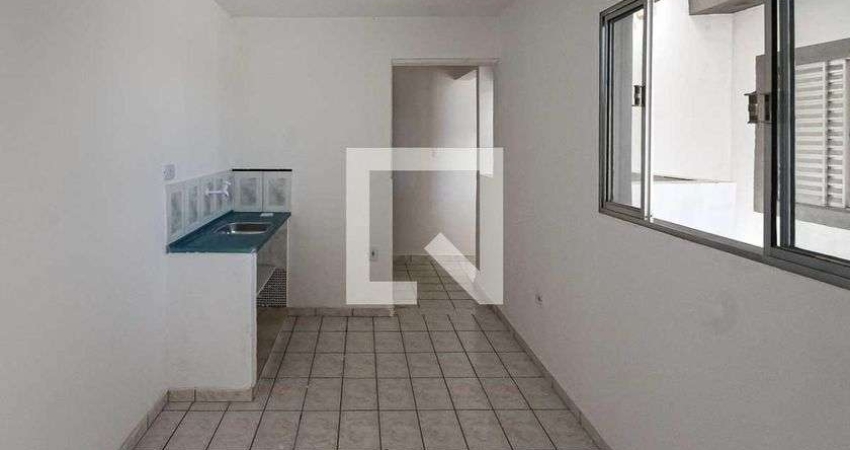 Casa para Aluguel - Jardim Paraguacu, 1 Quarto,  40 m² - São Paulo